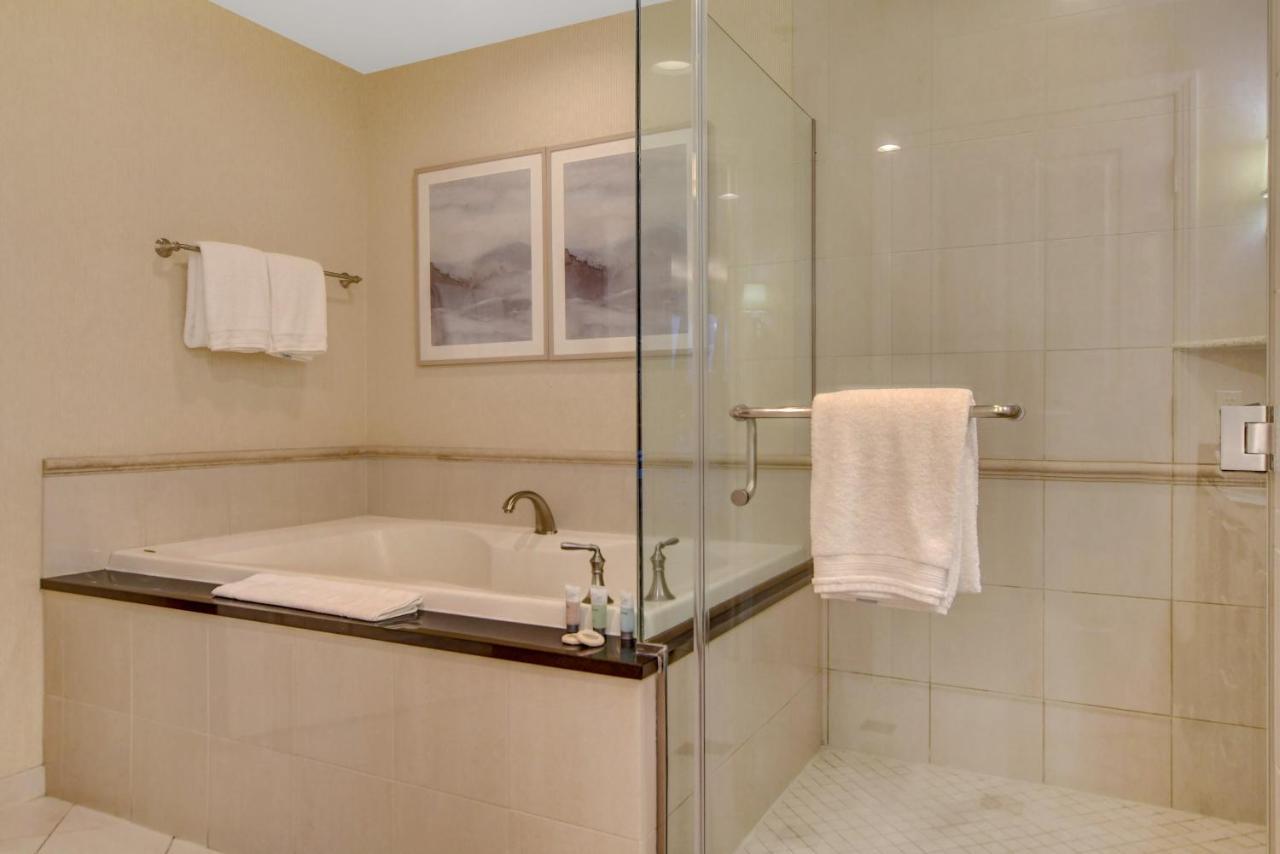 Balcony Full Strip View Suite Mgm Signature Free Valet Las Vegas Exteriör bild